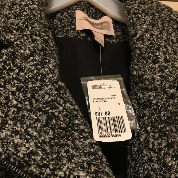 Womens Jacket - Picture 4 of 4